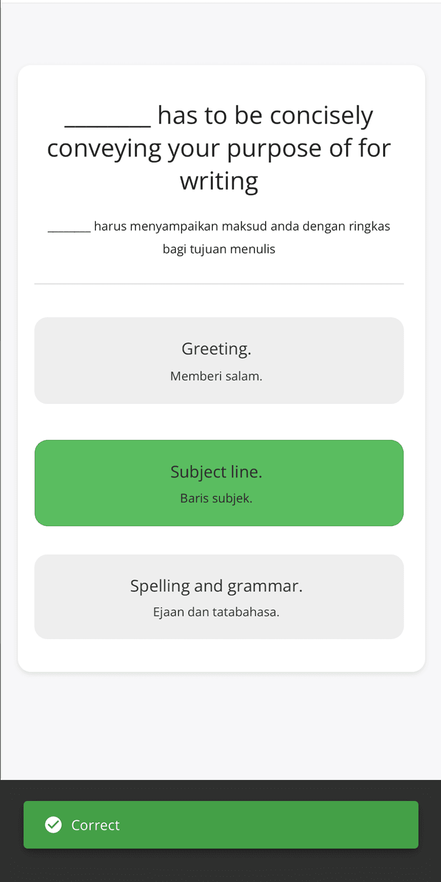 A course quiz question shown in English with a Malay translation beneath it, the correct answer highlighted in green.